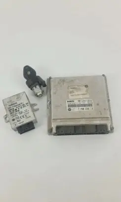 BMW 5 E39 Engine ECU kit and lock set 7788310 6905668 8363099