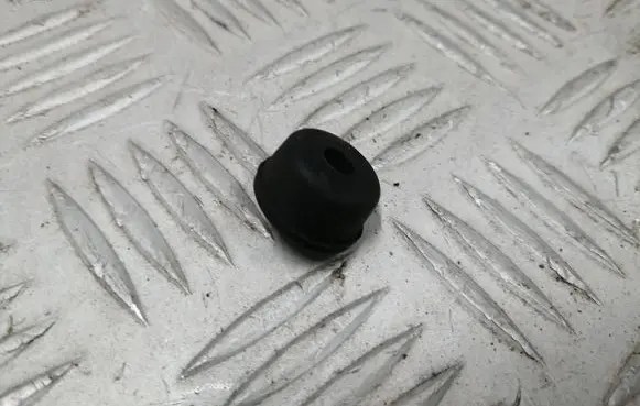 Renault Megane IV Tailgate check strap stopper 