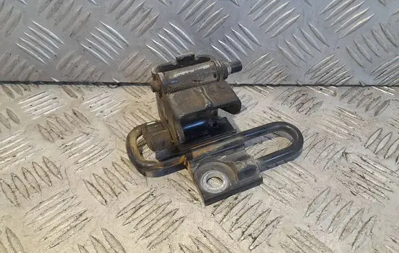 Audi A6 Allroad C6 Front door upper hinge 8E0831412E