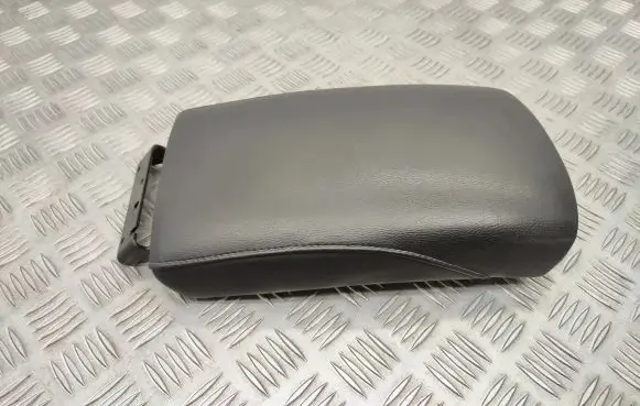 Nissan X-Trail T32 Armrest
