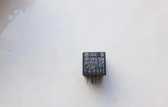 Volkswagen Golf III Other relay 191955529 254.1700.00SJR