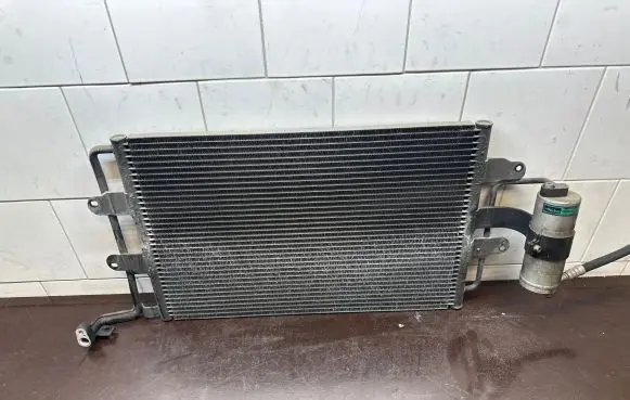 Volkswagen New Beetle A/C cooling radiator (condenser) 1C0820411D 1C0820191