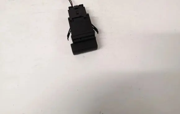 Passenger airbag on/off switch