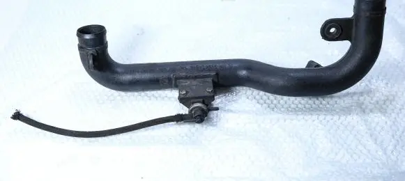 Audi A6 S6 C5 4B Intercooler hose/pipe 8D0145840M