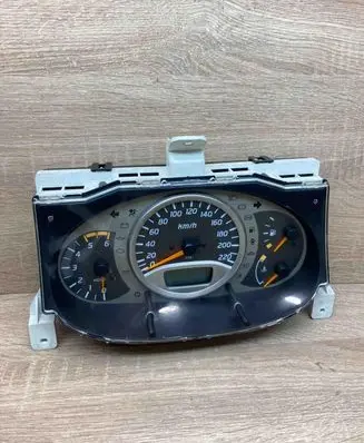 Nissan Almera Tino Speedometer (instrument cluster) BU010 0Z14065