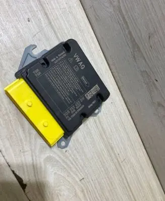 Audi Q3 F3 Airbag control unit/module 5Q0959655BN
