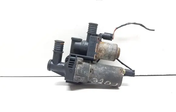 BMW 3 E46 Coolant heater control valve 8369807 64118369807