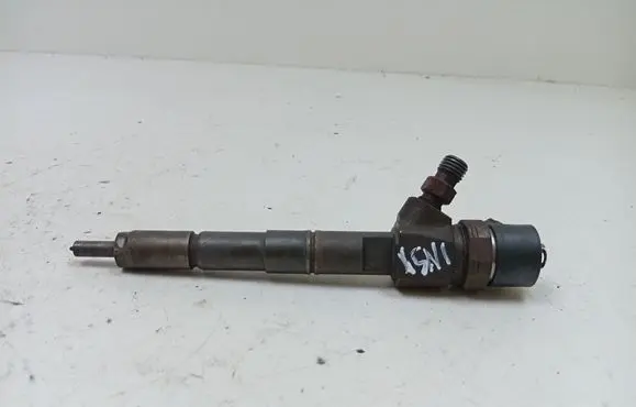 Opel Insignia A Fuel injector