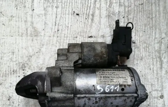 Opel Combo D Starter motor 51916170