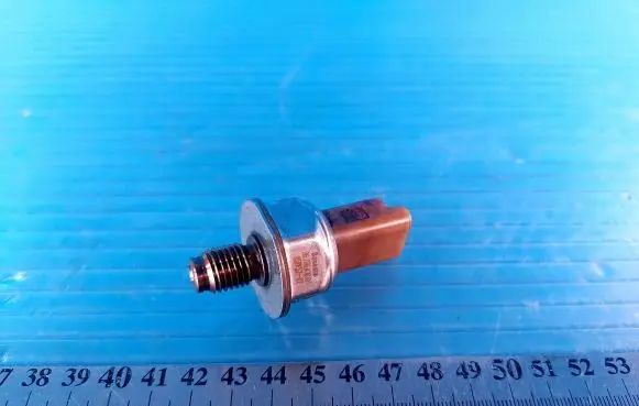 Ford Fiesta Fuel pressure sensor 9676643880 85PP5202