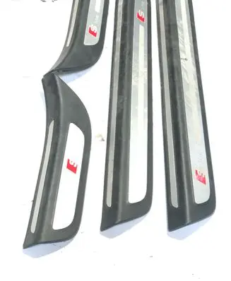 Audi Q5 SQ5 Front sill trim cover 8R0853374A 8R0853373D 8R0853375D