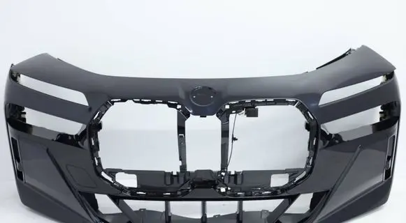 BMW 7 G70 Front bumper 6754833443
