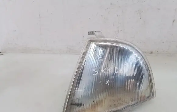 Skoda Octavia Mk1 (1U) Front indicator light