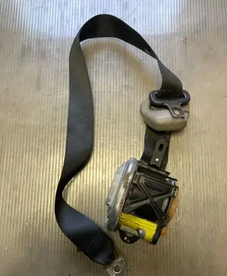 Mitsubishi L200 Front seatbelt TTCAF2MS038