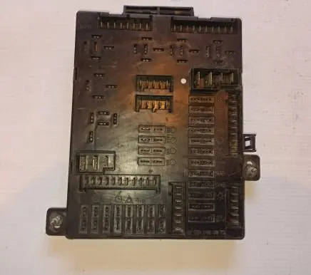 Mercedes-Benz 100 W631 Fuse box set 6315400973