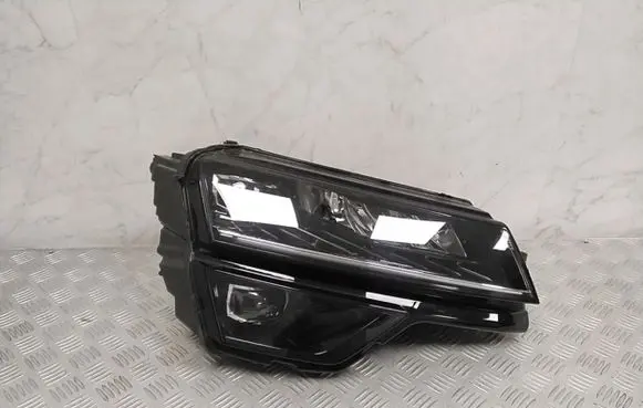 Skoda Karoq Headlight/headlamp 57B941016D