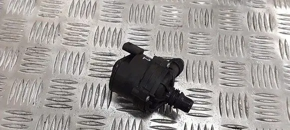 BMW 3 G20 G21 Electric auxiliary coolant/water pump 884061401