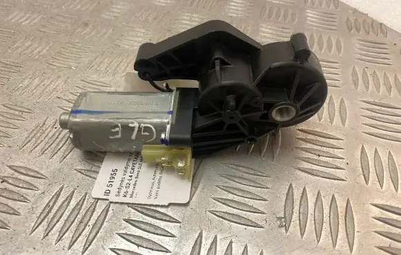 Mercedes-Benz GLE AMG (W166 - C292) Seat adjustment motor 826649994