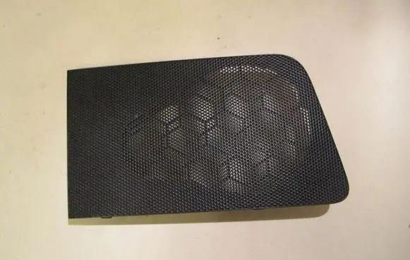 Side speaker trim/cover