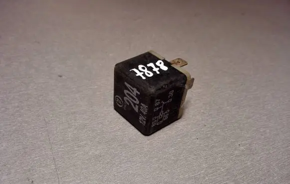 Audi A6 S6 C5 4B Other relay 431951253H