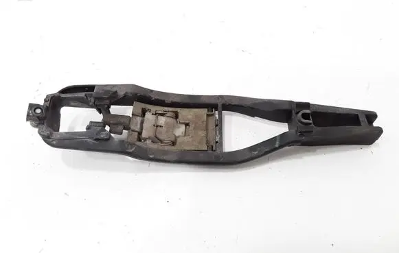 BMW 3 E46 Front door exterior handle/bracket 8216122