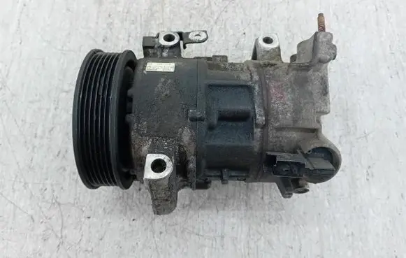 Peugeot 308 Air conditioning (A/C) compressor (pump) 598754