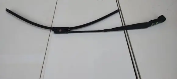 Citroen C4 I Picasso Front wiper blade arm