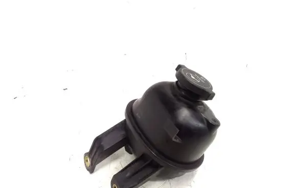 Cadillac CTS Power steering fluid tank/reservoir 25878785