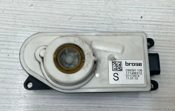 BMW 5 G30 G31 G38 Radiator active air flap actuator 111466512