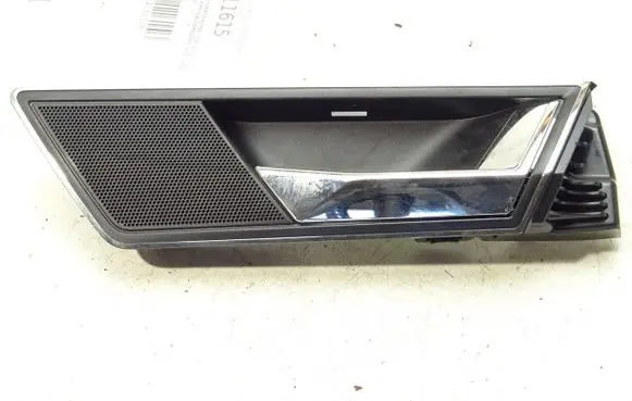 Skoda Superb B8 (3V) Front door interior handle