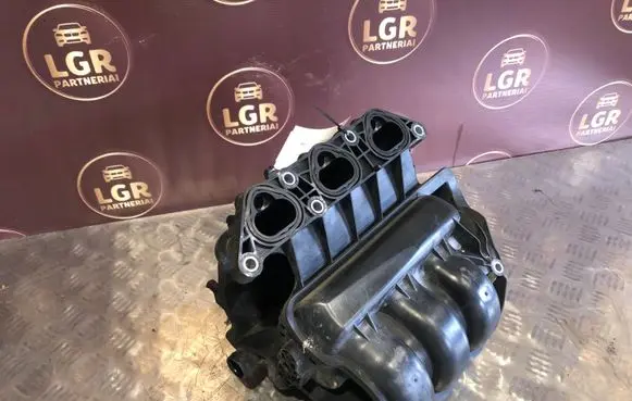 Volkswagen Polo Intake manifold 03E129711C