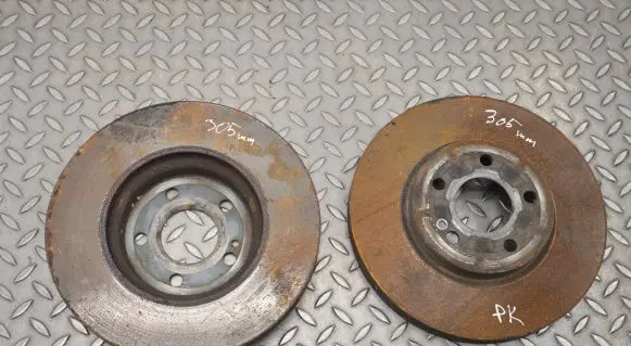 Mercedes-Benz B W247 Front brake disc 305MM
