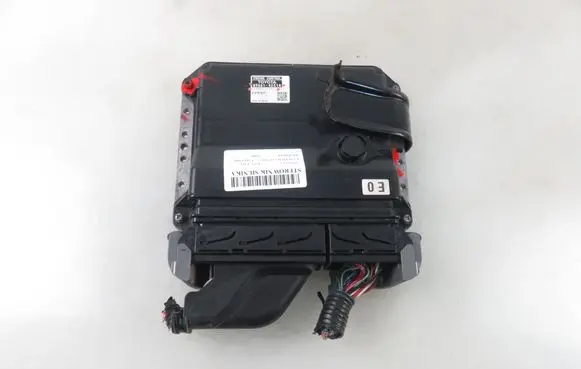 Toyota RAV 4 (XA30) Engine control unit/module 1758007743 8966142C10