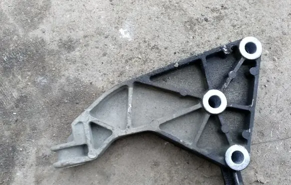 Opel Astra G Engine mounting bracket 90575233