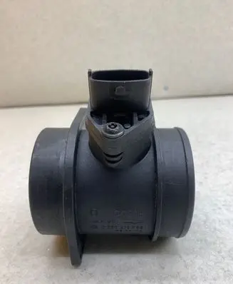 Volvo S60 Mass air flow meter 0280218988 8670115