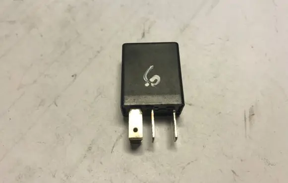 Renault Megane II Other relay 7700414484