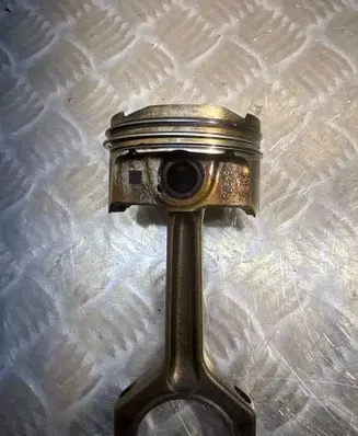 BMW 5 E60 E61 Piston with connecting rod 8497B