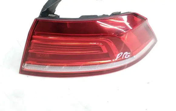 Rear/tail lights