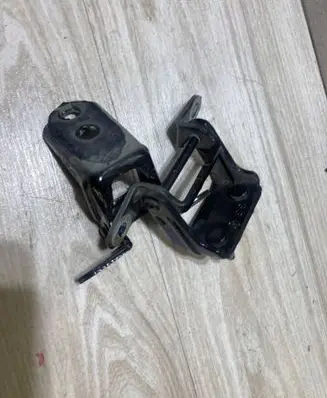 Nissan Juke II F16 Rear door hinge set 