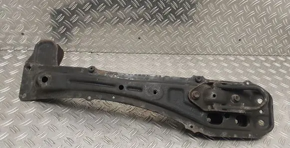 Toyota Corolla Verso E121 Front subframe