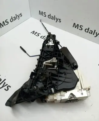 Mercedes-Benz GL X164 Front door lock A1647230614 1647230614