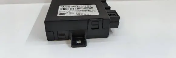 Mercedes-Benz C W203 Tow bar trailer control unit/module 0295456732 5DS00810200