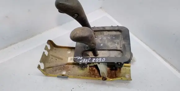 Jeep Grand Cherokee (WJ) Gear shifter/selector P52104374AA P52104374