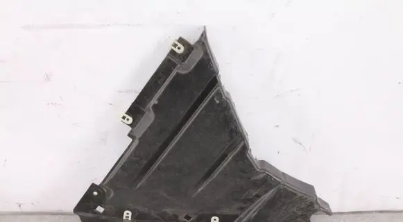 BMW M4 G82 G83 Front bumper skid plate/under tray 8082494 51758082495