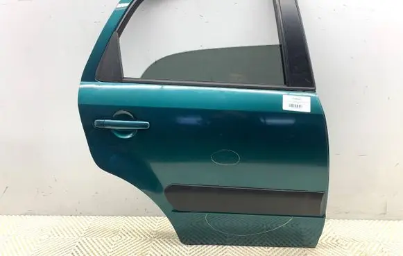 Suzuki SX4 Rear door ZCL