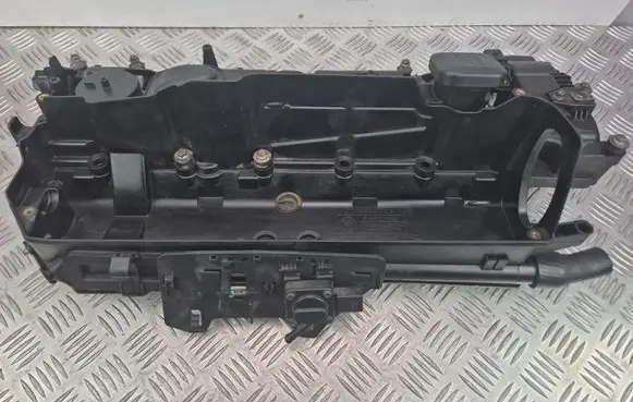 BMW X5 E70 Rocker cam cover 7789395 7796378 7789219