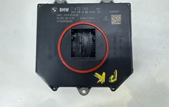 BMW 5 G30 G31 G38 LED ballast control module 7472765