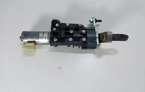 Audi A6 S6 C7 4G Soft lock spindle drive 4G9827851E