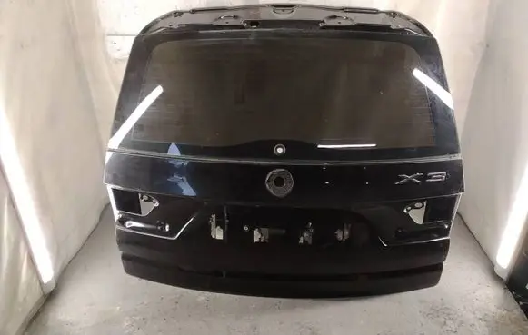 BMW X3 E83 Tailgate/trunk/boot lid 05Q09H07