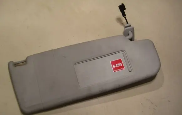 Sun visor